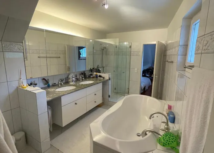 Spacious And Stylish In Appartement Zurich