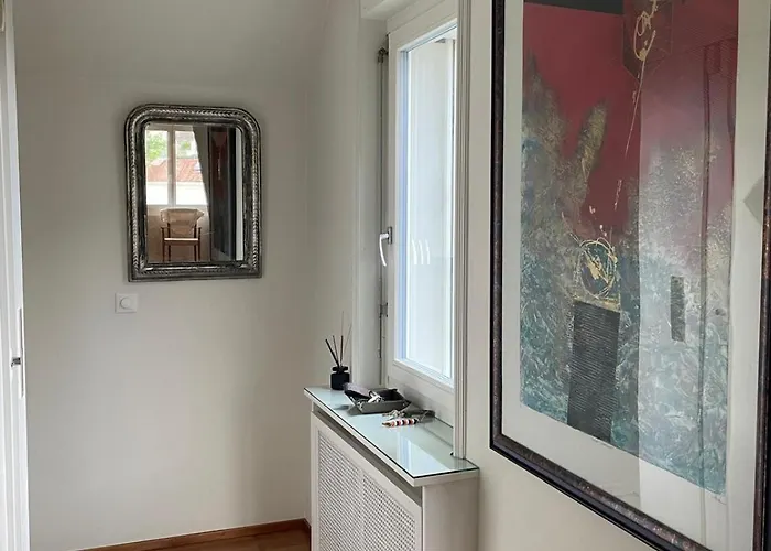 Apartment Spacious And Stylish In