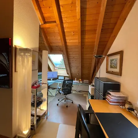 Апартаменты Spacious And Stylish In Цюрих